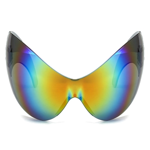 Oversize futuristic sports sunglasses with rainbow gradient mirror lens and black frame
