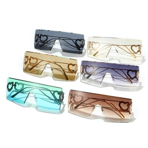Rahmenlose Oversize-Sonnenbrille mit Doppelherz-Dekor in 6 verschiedenen Trendfarben