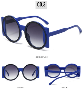 Vues détaillées de lunettes de soleil géométriques bleu roi à verres dégradés