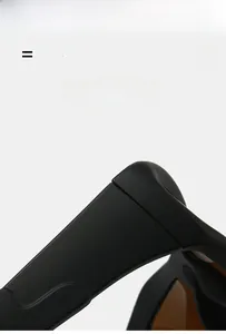Détail de la monture de lunettes Y2K noir mat en matériau flexible et ultra léger