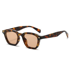 Retro Square Sunglasses UV400 Protection PC Frame Vintage Fashion Eyewear Unisex For Outdoor Travel Party Daily Wear