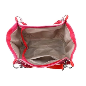 Intérieur spacieux du sac cabas rose vif en Tyvek avec poche zippée et doublure beige