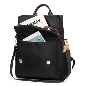 Grande zaino in nylon nero con manici in pelle marrone e molte tasche funzionali