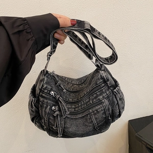 Grand sac fourre-tout en denim noir délavé avec poches zippées de style vintage