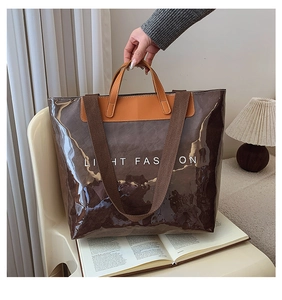 Détail du sac cabas en Tyvek doublé PVC imperméable avec doubles anses et inscription