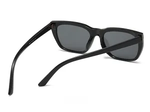 Detail view of square sunglasses arm with size code 5863 58-20-145 on black frame