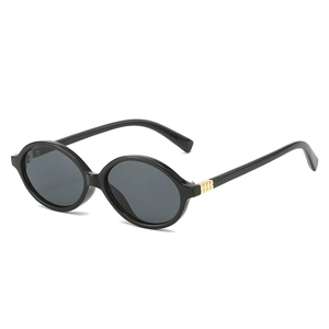 Lunettes De Soleil Ovales Rétro Petite Monture Protection UV400 AC PC Mode Hip Hop Lunettes De Plein Air Pour Femmes Hommes