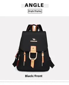 Vue de face d'un sac à dos en nylon noir imperméable avec boucle en U et bandes colorées