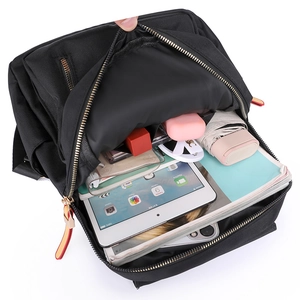 Grand sac à dos en nylon noir avec espace spacieux pour tablette, parapluie et accessoires