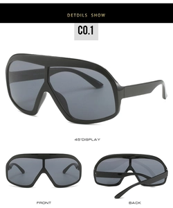 Vues détaillées de lunettes de soleil noires surdimensionnées avec verres gris et branches pliantes