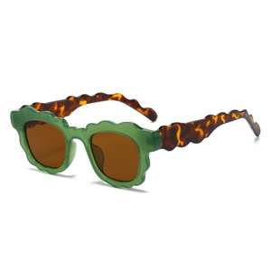 Wavy Scalloped Frame Sunglasses Eyewear Trendy Ins Style PC Material UV Protection Fashion Women Men Retro Personality