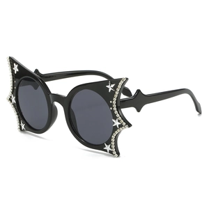 Butterfly Bat Wing Sunglasses PC Frame Rhinestone Star Inlaid UV400 Novelty Eyewear Party Festival Shades