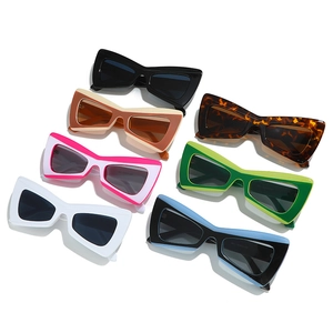 Variété de lunettes de soleil hip-hop tendance en sept couleurs avec montures élégantes