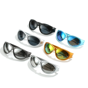 Modern Y2K oversized sports sunglasses in multiple metallic colors for cycling and fashion