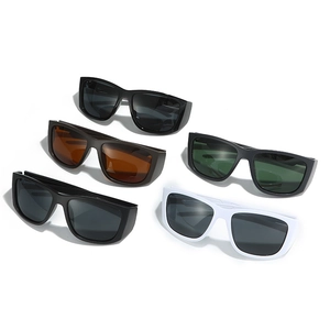 Polarized sports sunglasses for cycling and running in five different color variations