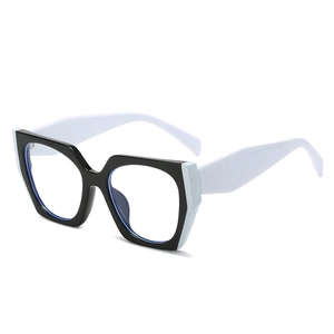 Cat-eye blauw licht bril met zwart-wit tweekleurig geometrisch montuur voor dames