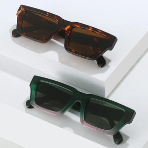 Chic small rectangle sunglasses in tortoiseshell and pink-green gradient frames