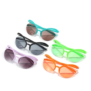 Y2K stylish cat-eye sunglasses collection in five vibrant colors on white background
