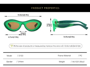 Detailed size chart for rectangular color-block sunglasses with frame dimensions in cm and inches