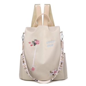 Hellbeiger wasserdichter Damenrucksack aus Oxford mit ethnischer 3D-Blumenstickerei