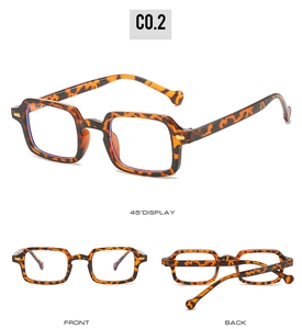 Vue détaillée des lunettes carrées en écaille de tortue avec verres anti-lumière bleue