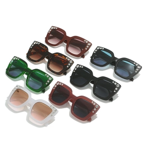 Fashionable square oversized sunglasses for women with luxury rhinestone accents in six colors