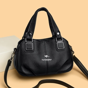 Borsa tote classica in pelle nera con logo a canguro e finiture argentate da donna
