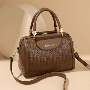 Woven PU Leather Boston Bag Large Capacity Handbag Crossbody Shoulder Bag For Women Fashionable Elegant Daily Commuter