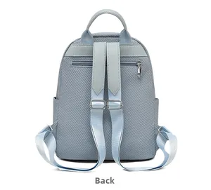 Détail du dos du sac à dos avec poche zippée antivol et bretelles réglables confortables