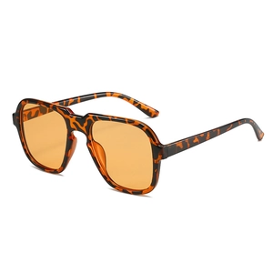 Women Men Geometric Pilot Sunglasses UV400 Protection Large Frame Retro Fashion Lightweight Navigator Shades Eyewear