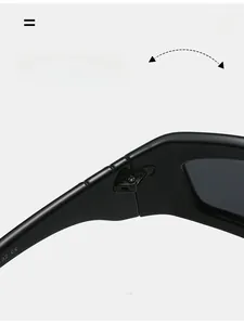Détail des charnières métalliques sur lunettes de cyclisme noires avec certification CE