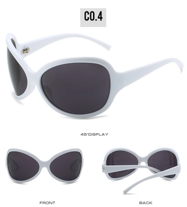 Vue en trois angles de lunettes de soleil blanches surdimensionnées au style hip-hop