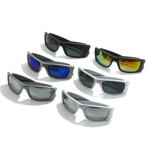 Lunettes de soleil de sport carrées style années 80 pour homme avec verres colorés