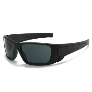 Lunettes de soleil de sport rétro des années 80 pour hommes avec monture noire mate
