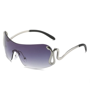 Occhiali Da Sole Avvolgenti Y2K Oversize Aste In Metallo A Serpente Senza Montatura UV400 Visiera Donna