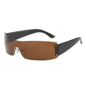 Randlose Einteilige Shield-Sonnenbrille Y2K Retro-Futuristische Sternniete Metallrahmen UV400 Wrap-Around-Mode