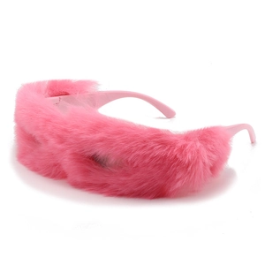 Plush Faux Fur Sunglasses Women Cat Eye PC Frame UV400 Protection Party Hip Hop Winter Fashion Trendy Eyewear
