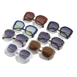Fashionable square frame sunglasses for women with multi-color options and gradient lenses