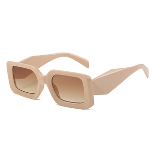 Fashionable oversized square sunglasses with beige frames and gradient brown lenses