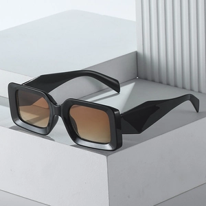 Retro thick square frame sunglasses with black glossy finish and brown gradient lenses