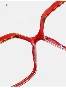 Detail view of comfortable integrated nose pads on TR90 oversized blue light glasses