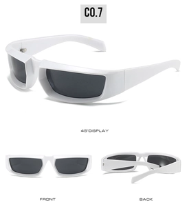 Vue multi-angles de lunettes de soleil de sport Y2K argentées avec montures blanches épaisses