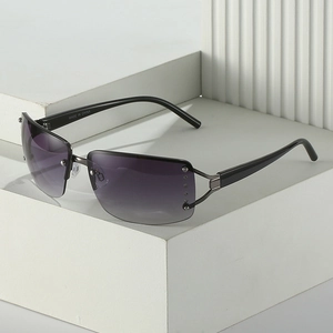 French vintage oversized Y2K sunglasses with purple gradient lenses and rhinestone accents