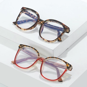 Oversized TR90 anti-blue light glasses in tortoiseshell and gradient red frames