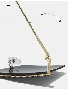 Détail macro de la charnière durable et monture dorée des lunettes avec strass