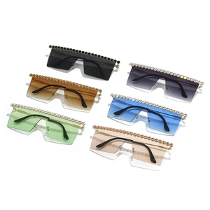Lunettes de soleil strass sans monture pour femmes en six couleurs dégradées