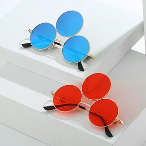 Three-lens steampunk sunglasses with gold metal frame and red or blue reflective lenses
