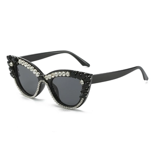 Cat Eye Rhinestone Sunglasses For Women Luxury Fashion PC Frame UV400 Protection Oversized Retro Party Eyewear
