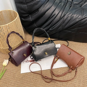 Women Vintage PU Leather Handbag Niche Design Square Crossbody Bag With Twisted Handle And Gold Rotary Lock
