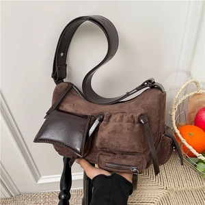 Retro brown multi-pocket messenger bag in suede and leather with adjustable shoulder strap